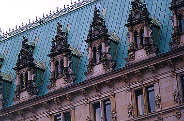rathaus.gif (93476 bytes)